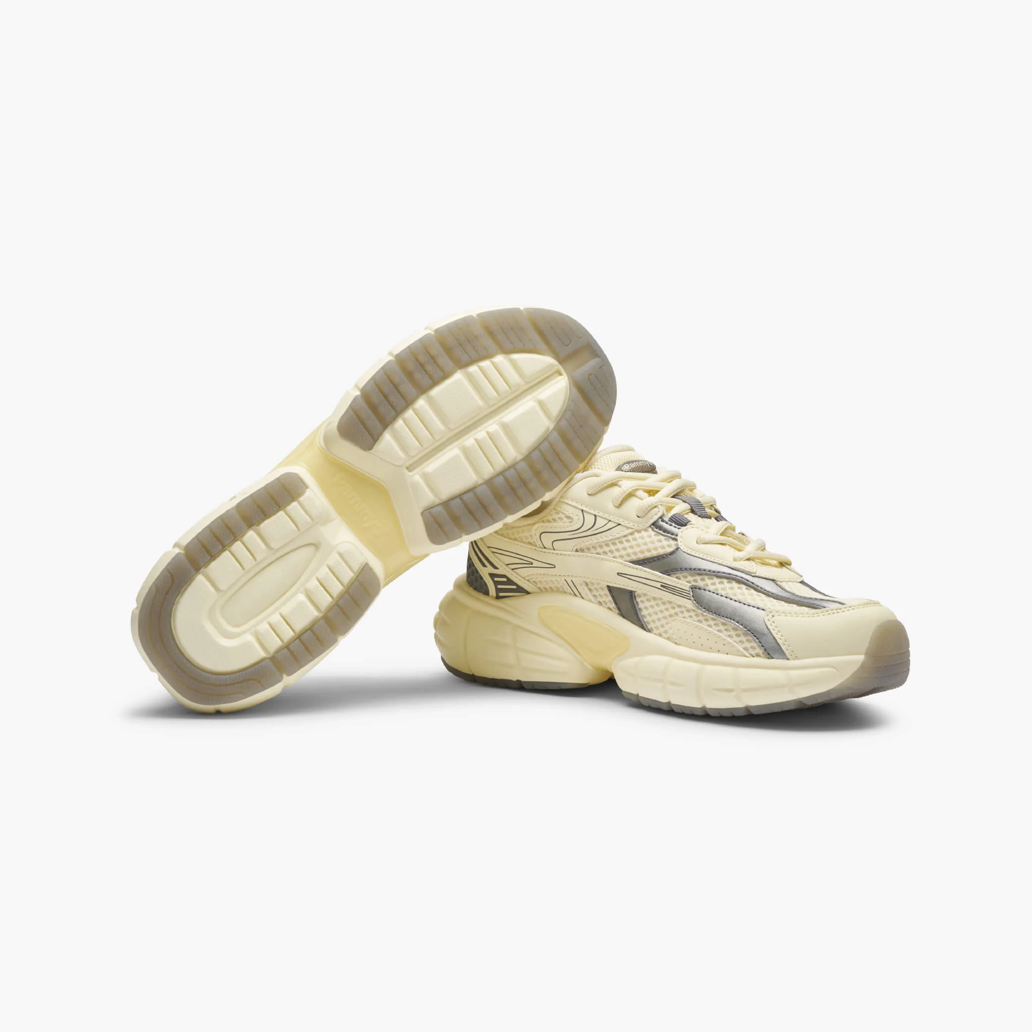 Retro Sneaker 2.0 - Image 28