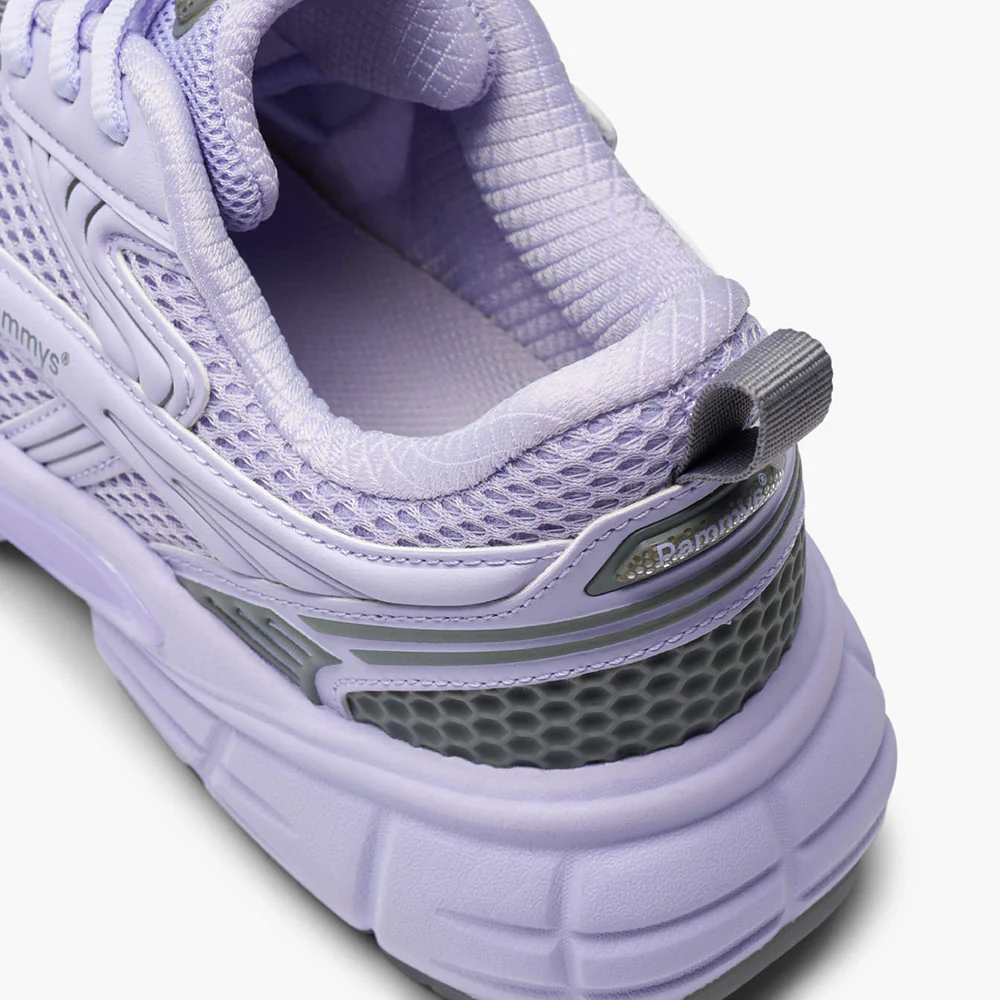 Retro Sneaker 2.0 - Image 42