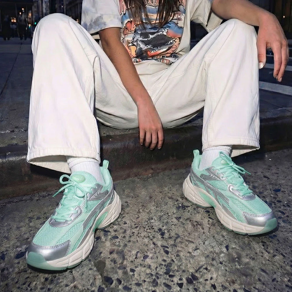 Retro Sneaker 2.0 - Image 8