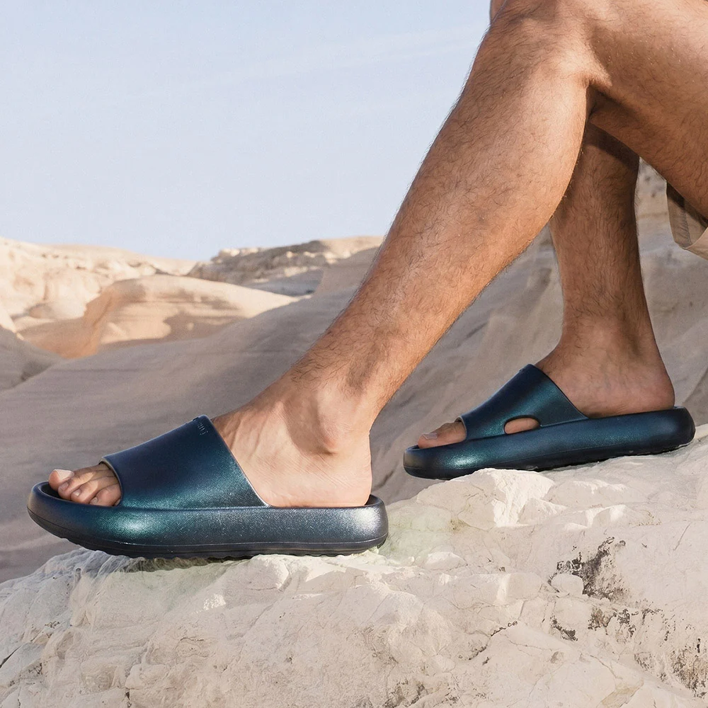 Sleek Men - Image 16